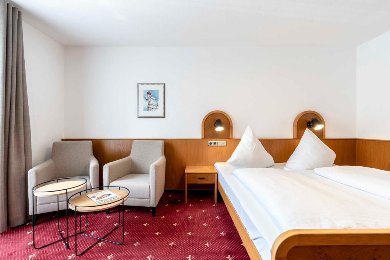 Hotel & Gasthaus Loewen Waldkirch Luaran gambar