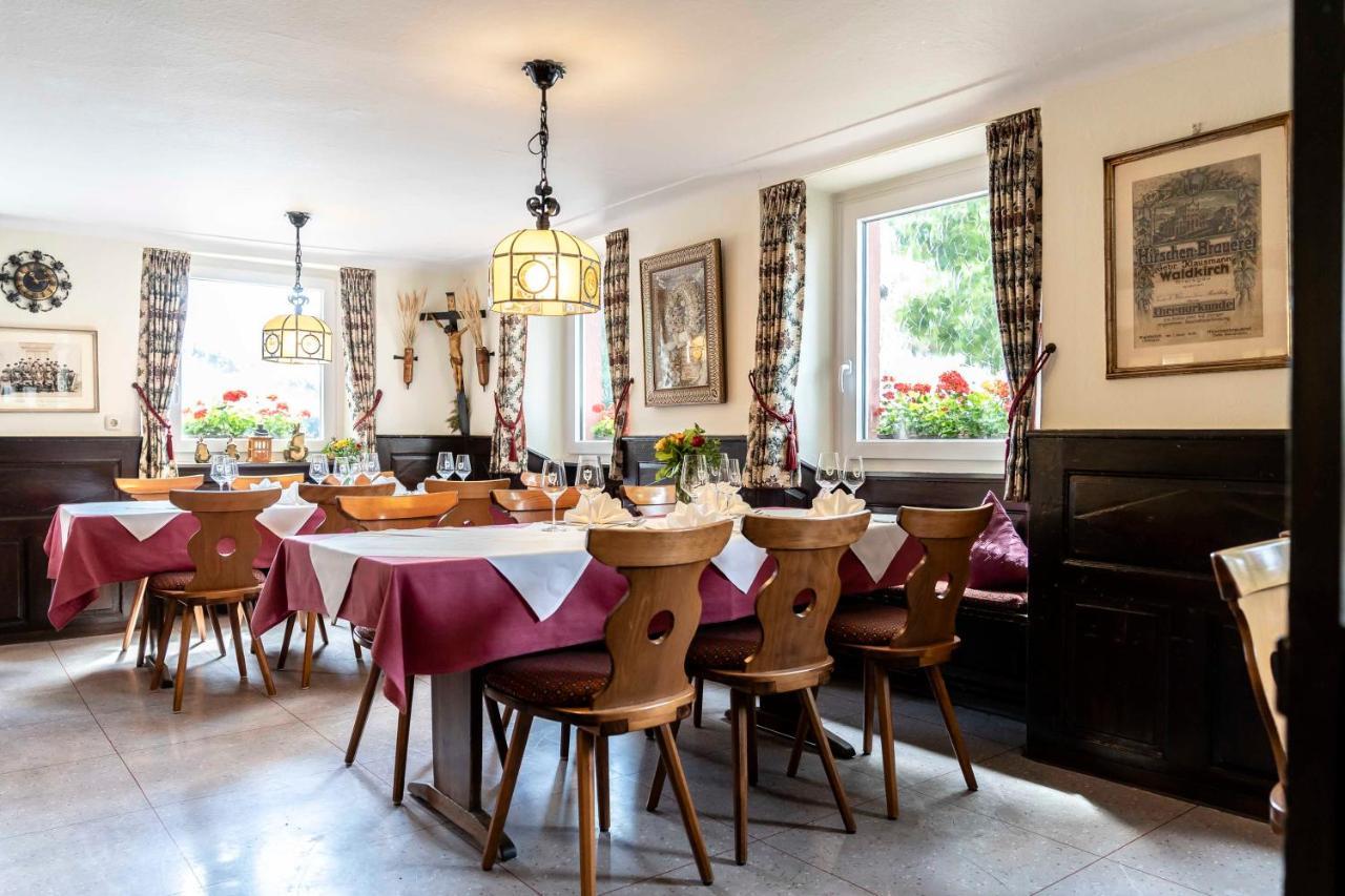 Hotel & Gasthaus Loewen Waldkirch Luaran gambar