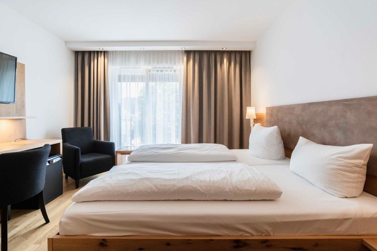 Hotel & Gasthaus Loewen Waldkirch Luaran gambar