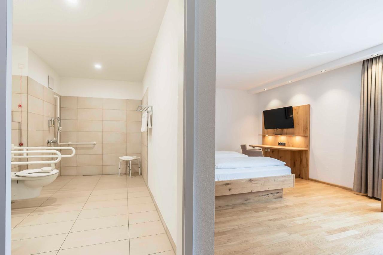 Hotel & Gasthaus Loewen Waldkirch Luaran gambar