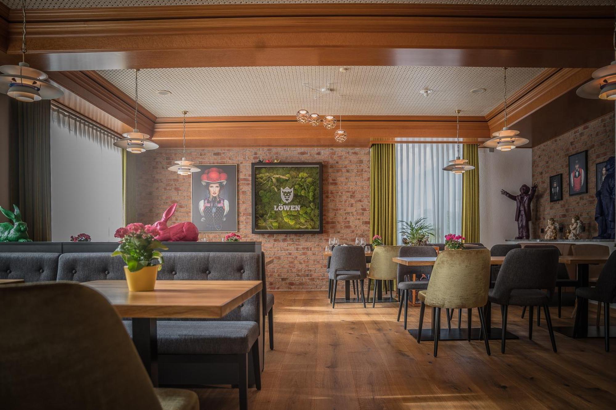 Hotel & Gasthaus Loewen Waldkirch Luaran gambar