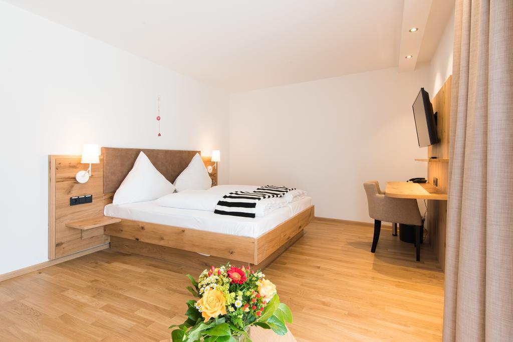 Hotel & Gasthaus Loewen Waldkirch Luaran gambar