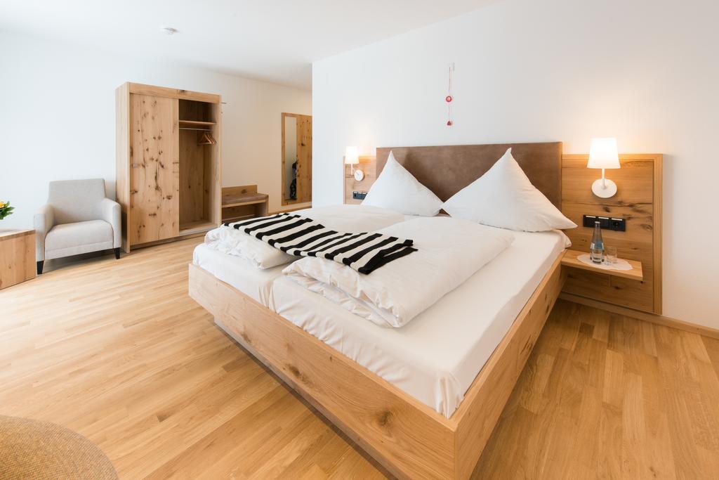 Hotel & Gasthaus Loewen Waldkirch Luaran gambar
