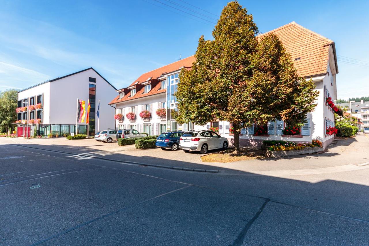 Hotel & Gasthaus Loewen Waldkirch Luaran gambar